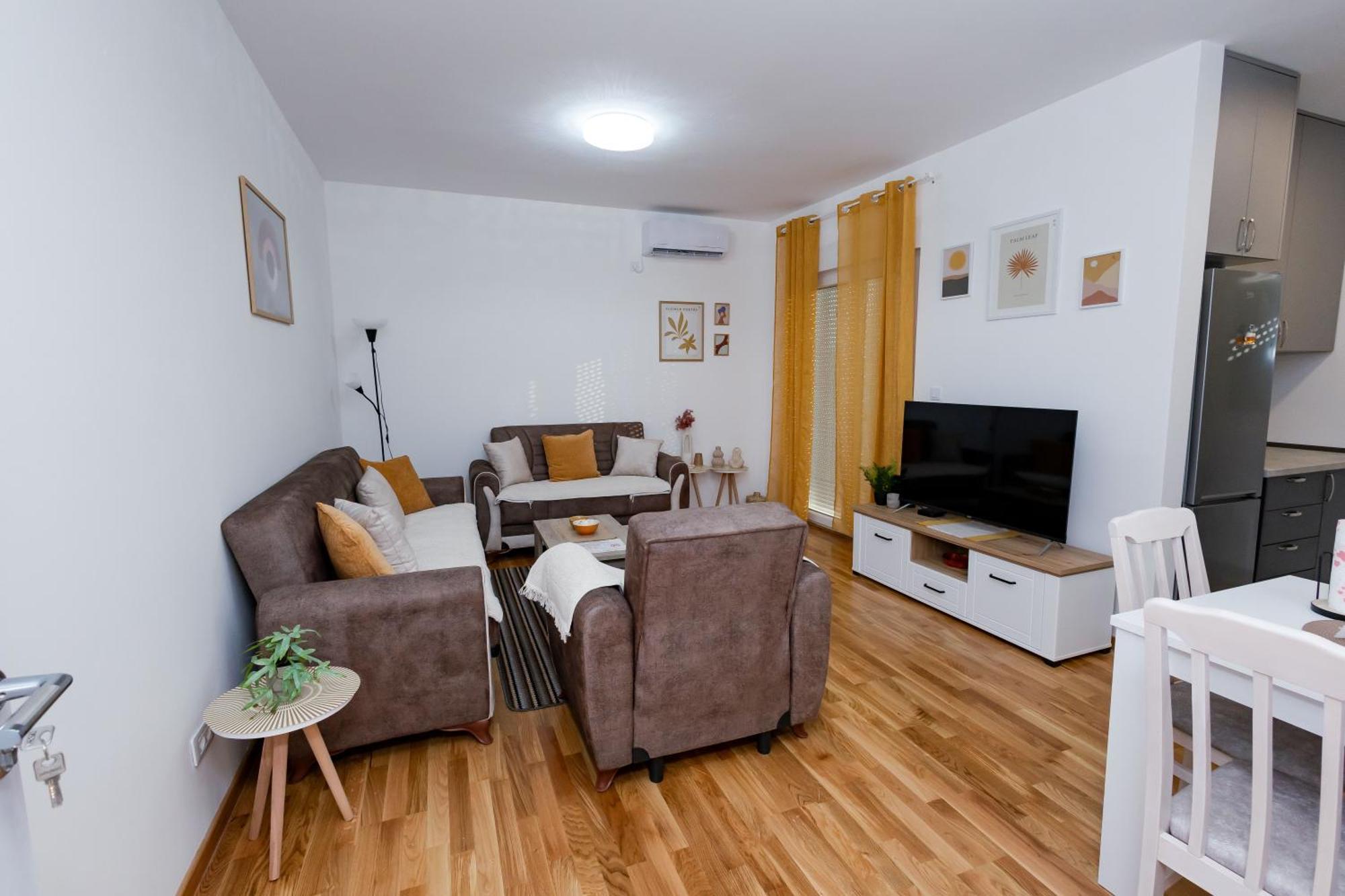 Elegant Escape Podgorica Apartamento Exterior foto